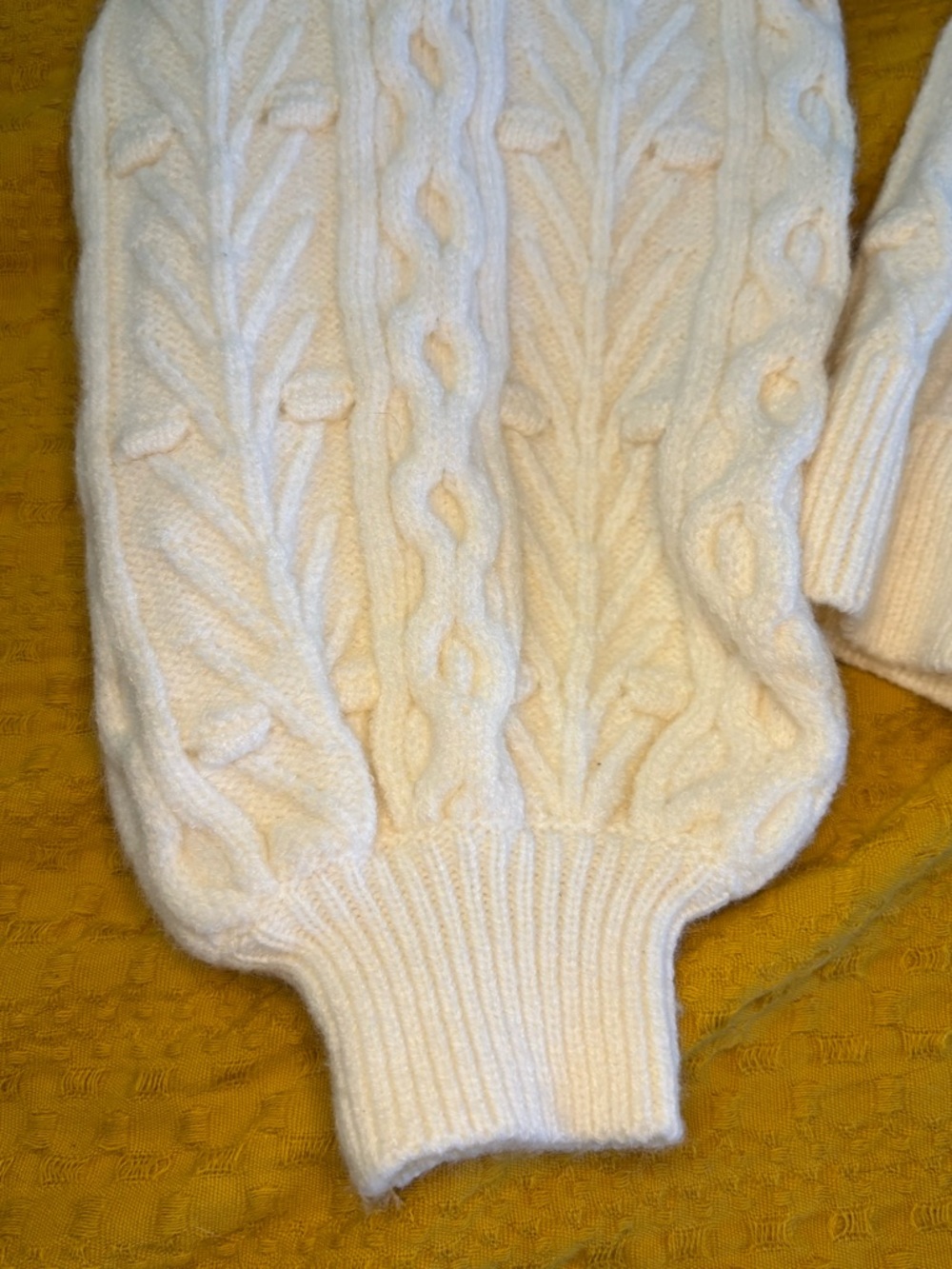 Storia Cream Cable Knit Cropped Cardigan with Brown Bow Ties - Picture 10 of 15